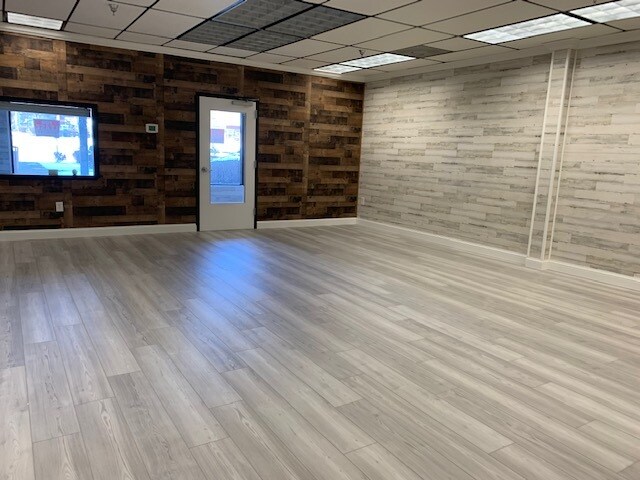 More Photos Of 10176 Baltimore National Pike, Ellicott City Office For Lease