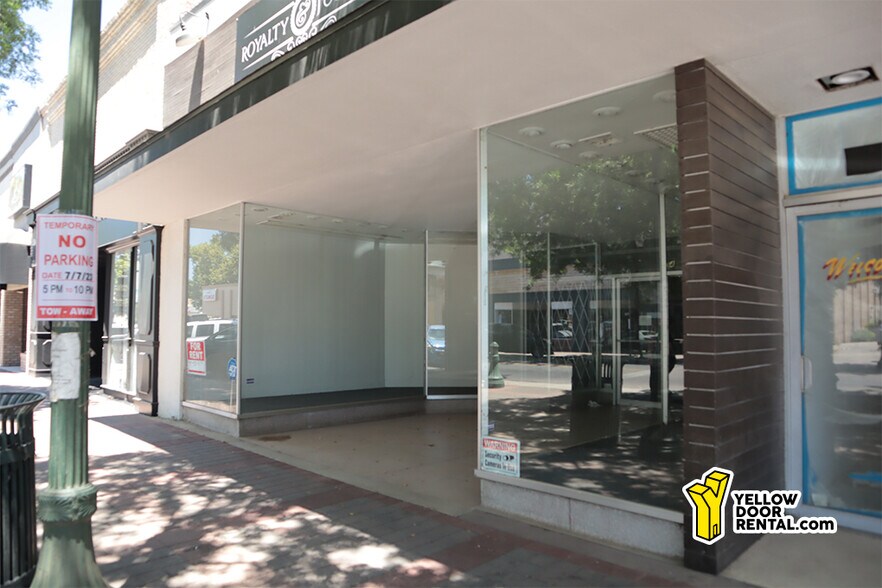 More Photos Of 134 S K St, Tulare Storefront For Lease
