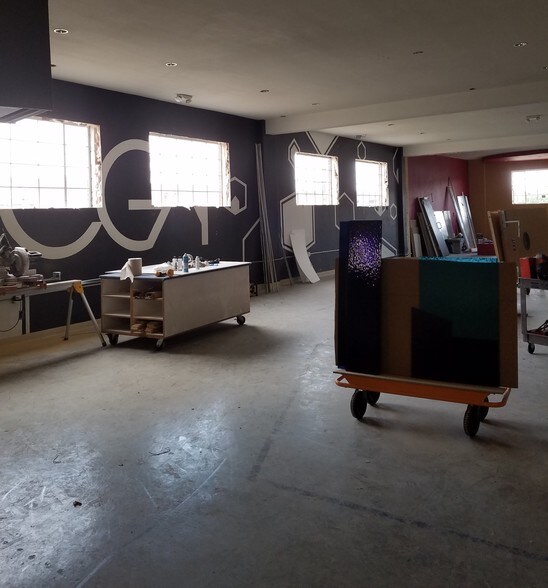More Photos Of 3888-3890 Forest St, Denver Warehouse For Lease