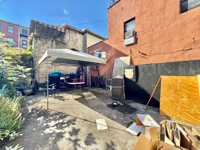 More Photos Of 330 Halsey St, Brooklyn Storefront Retail Residential For Sale