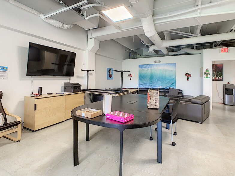 More Photos Of 777 SE 20th St, Fort Lauderdale Loft Creative Space For Lease