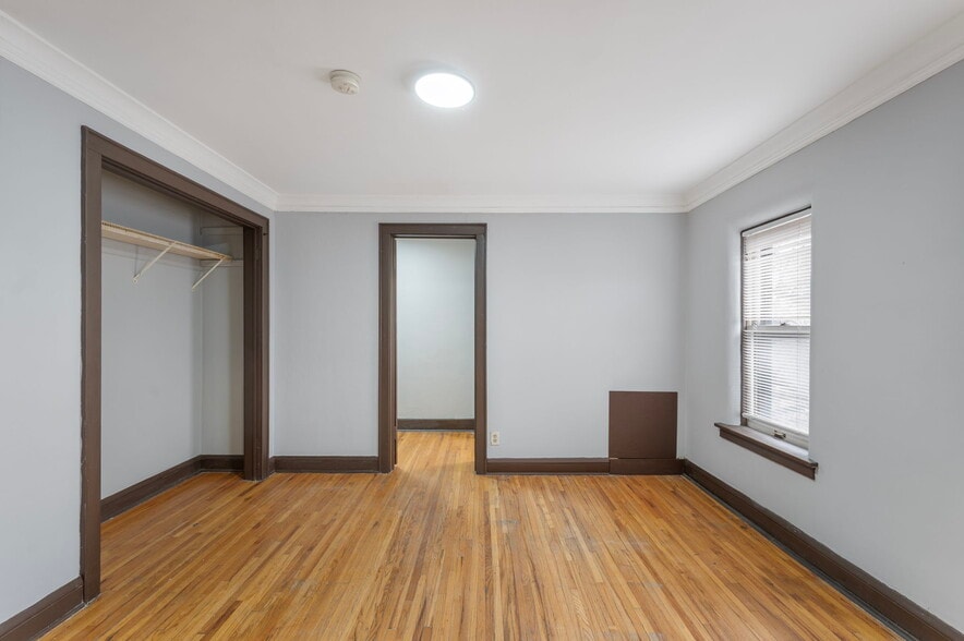 More Photos Of 487 Grand Ave, Saint Paul Apartments For Sale