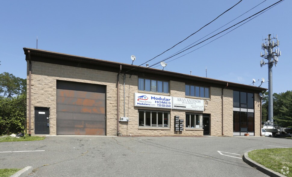 More Photos Of 337 N State Route 36, Port Monmouth Showroom For Lease