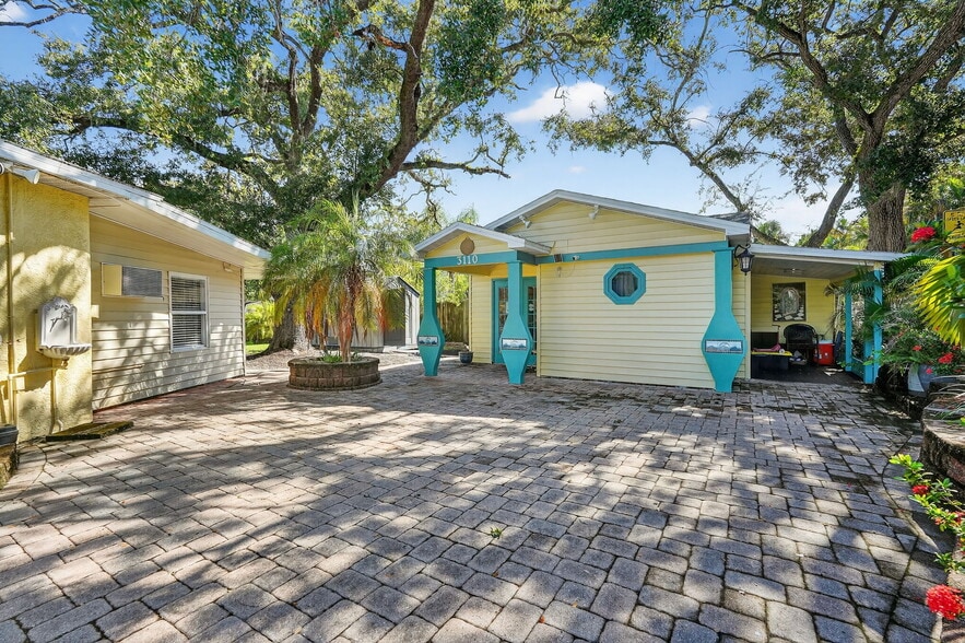 More Photos Of 3110 Phillippe Pky, Safety Harbor Hotel For Sale