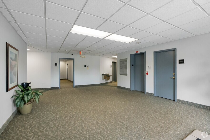 More Photos Of 4701 Randolph Rd, Rockville Medical For Lease