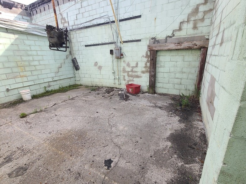 More Photos Of 2506 N James H McGee Blvd, Dayton Industrial For Sale