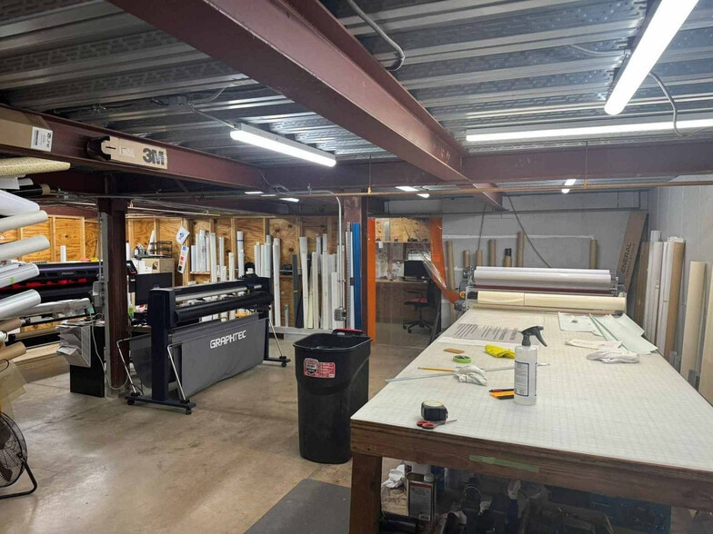 More Photos Of 120 Vanderbilt Ave, West Hartford Manufacturing For Sale