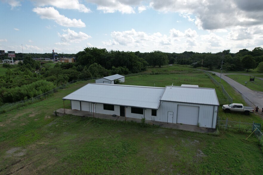 Primary Photo Of 811 E Industry Rd, Henryetta Warehouse For Sale