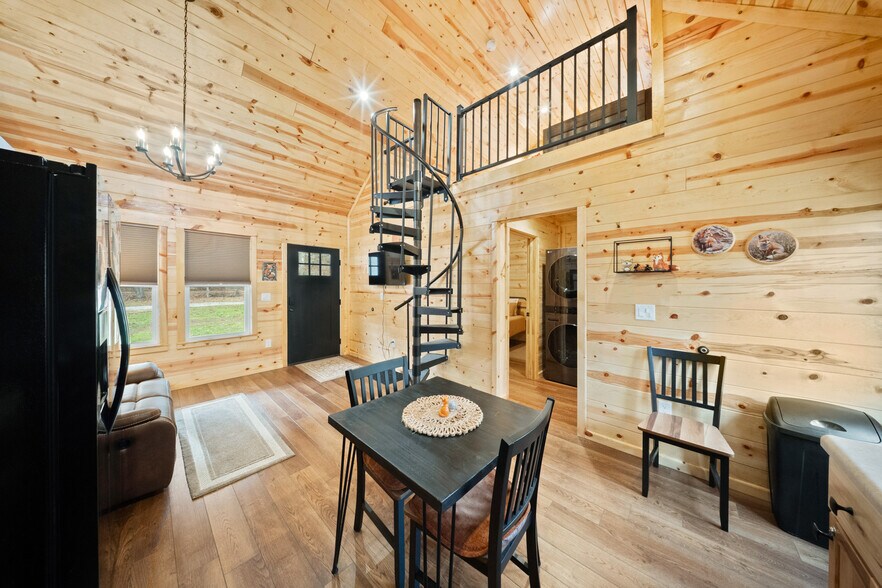 More Photos Of 325 Sinking Rd, Argillite Hospitality For Sale