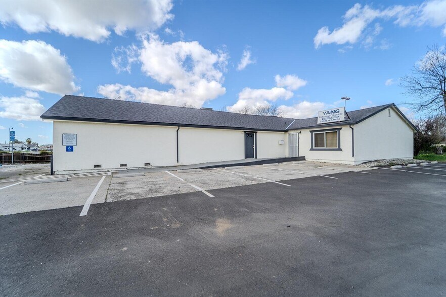 More Photos Of 1835 N Beale Rd, Marysville Office For Sale