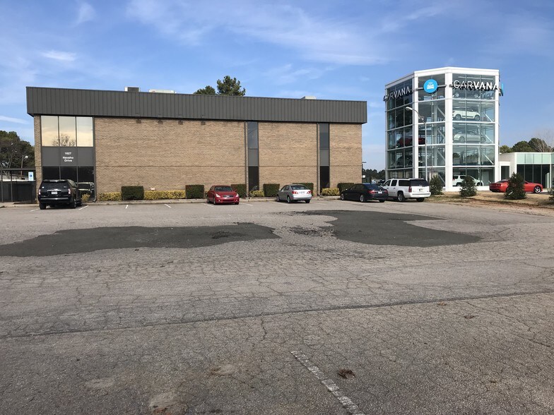 More Photos Of 1627 Navaho Dr, Raleigh Office For Lease