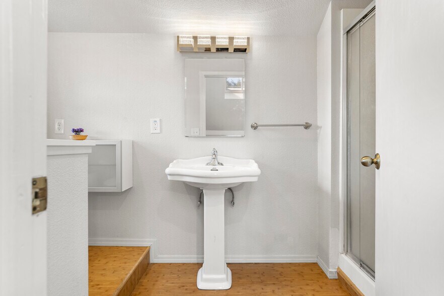 More Photos Of 9930 Calvine Rd, Sacramento Apartments For Sale