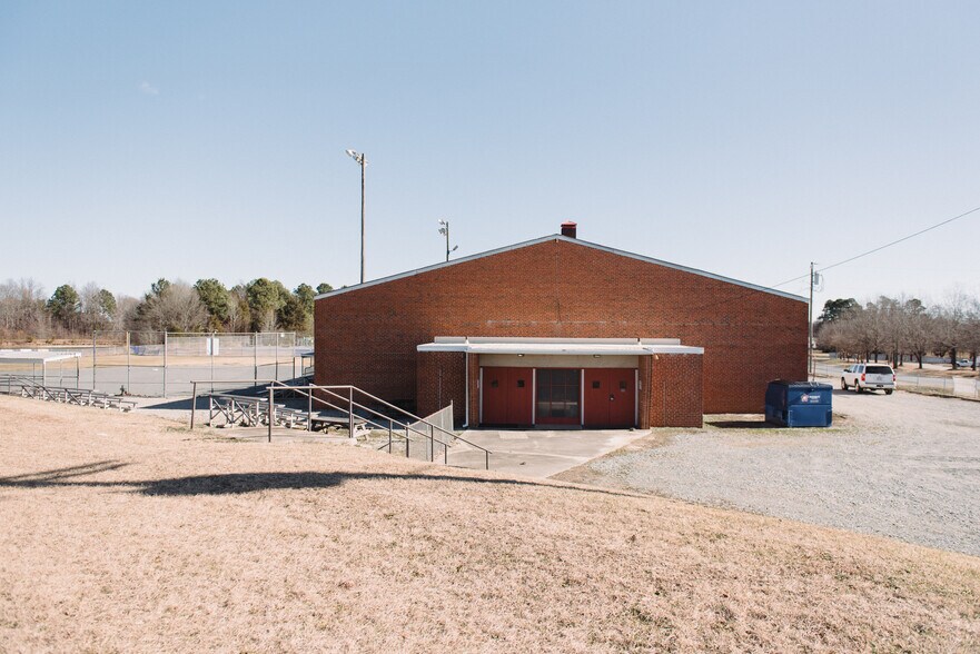 More Photos Of 5009A Carolina 150 hwy, Browns Summit Sports And Entertainment For Sale