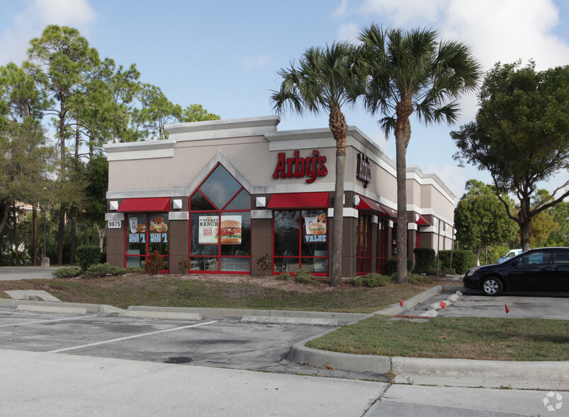 Primary Photo Of 9975 Corkscrew Rd, Estero Fast Food For Lease