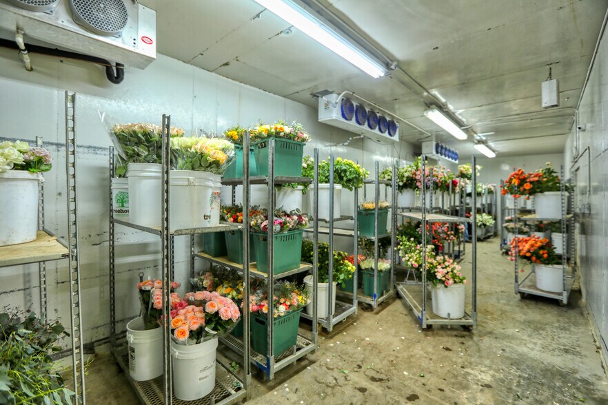 More Photos Of 885 Mesa Rd, Nipomo Industrial For Sale