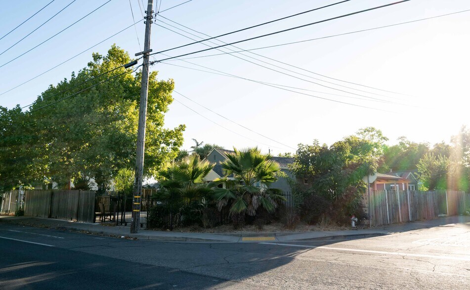 More Photos Of 5002 Martin Luther King Jr Blvd, Sacramento Religious Facility For Sale