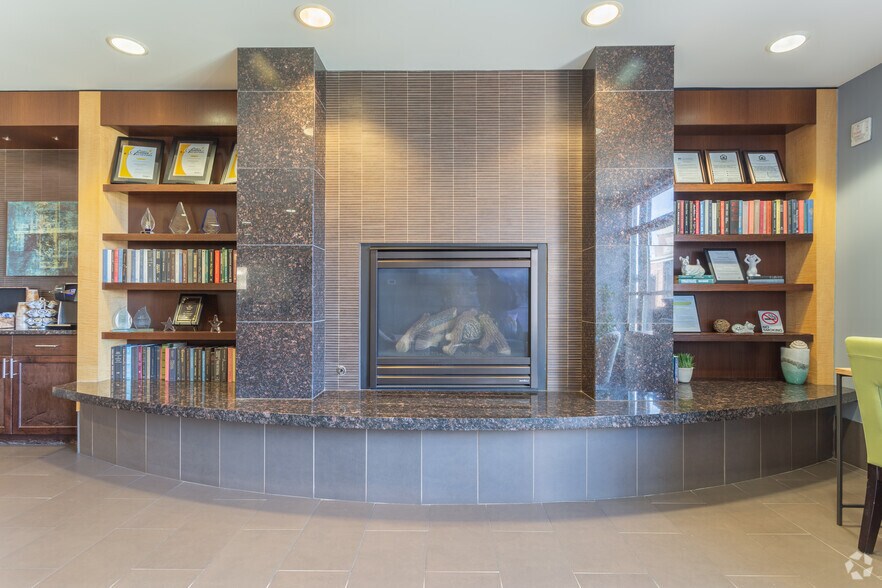 More Photos Of 670 Downey Green, Hampton Apartments For Sale