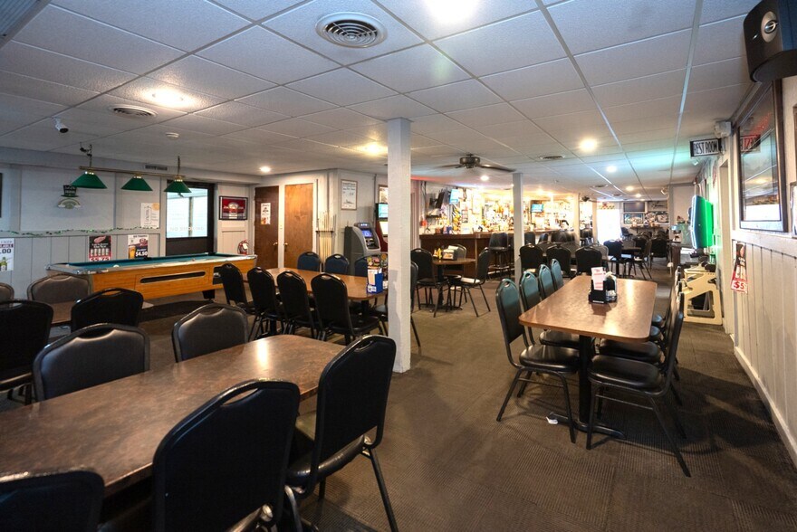 More Photos Of 596 Busha Hwy, Marysville Bar For Sale