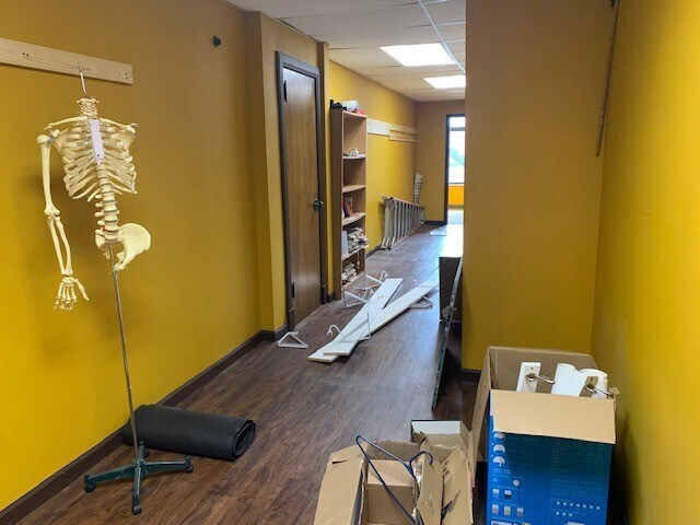 More Photos Of 505-511 5th St, Sioux City Office For Sale