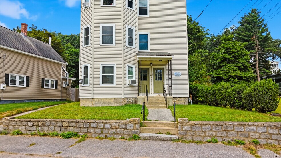 More Photos Of 61 B St, Manchester Multifamily For Sale