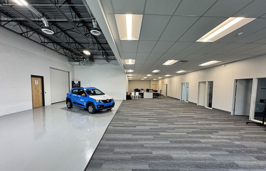 More Photos Of 37777 Interchange Drive, Farmington Hills Light Manufacturing For Lease