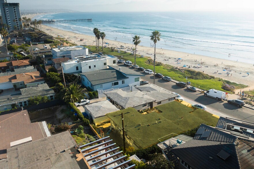 Primary Photo Of 4933 Ocean Blvd, San Diego Multifamily For Sale