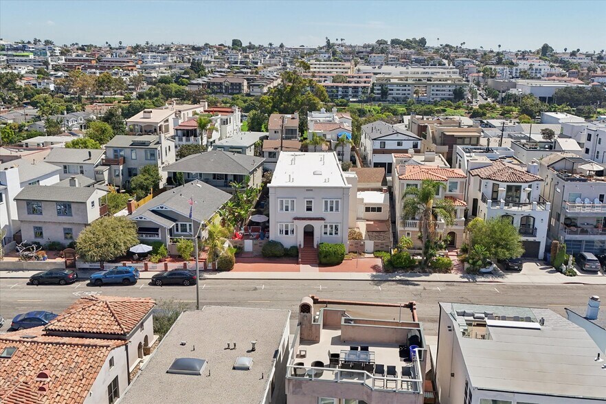 More Photos Of 1644 Monterey Blvd, Hermosa Beach Multifamily For Sale