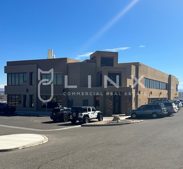 More Photos Of 1173 S 250 W, St George Office Residential For Lease