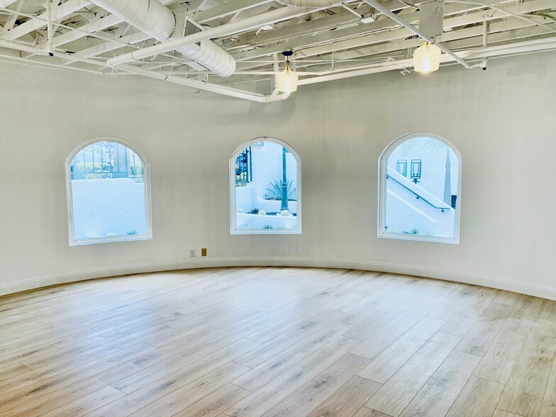 More Photos Of 1401 N El Camino Real, San Clemente Loft Creative Space For Lease