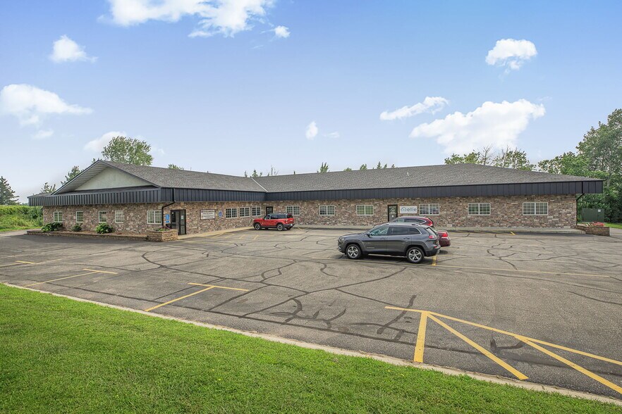 More Photos Of 1428 2nd St N, Sauk Rapids Medical For Lease