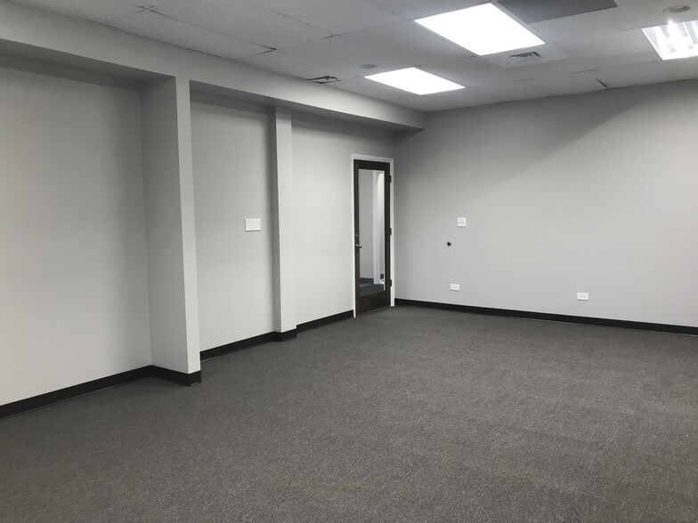 More Photos Of 1263 S Highland Ave, Lombard Medical For Lease