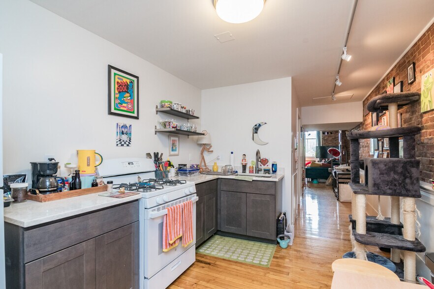 More Photos Of 93-95 Main St, Easthampton Storefront Retail Residential For Sale