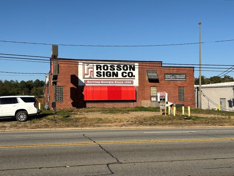 Primary Photo Of 3071 Broadway, Macon-Bibb Warehouse For Sale
