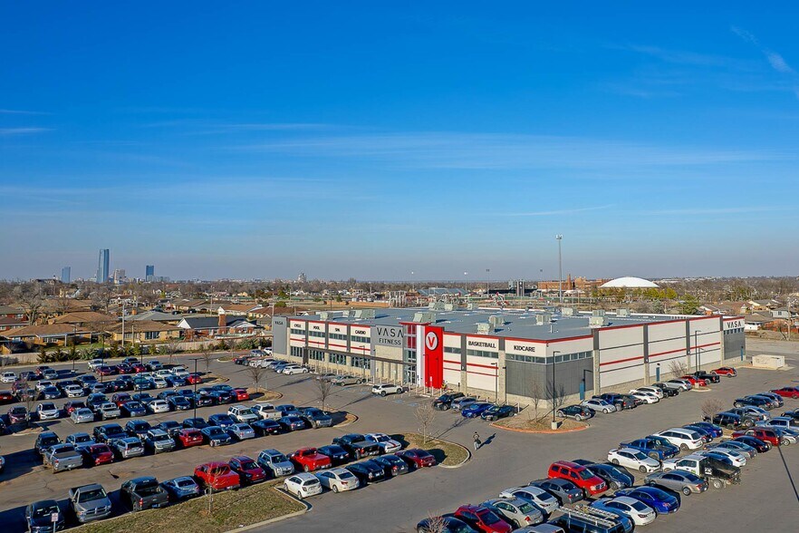 More Photos Of 4106 S Western Ave, Oklahoma City Health Club For Sale