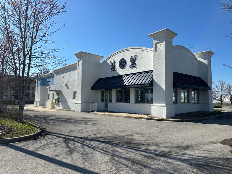 Primary Photo Of 133 Three Springs Rd, Bowling Green Restaurant For Lease
