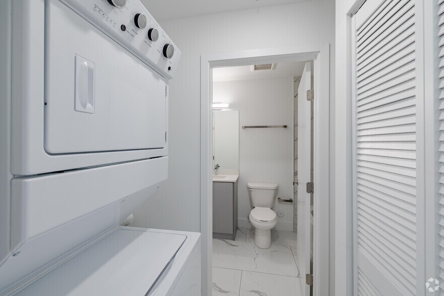More Photos Of 1 Curtiss Pky, Miami Springs Apartments For Sale