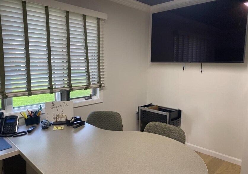 More Photos Of , East Brunswick Office For Sale