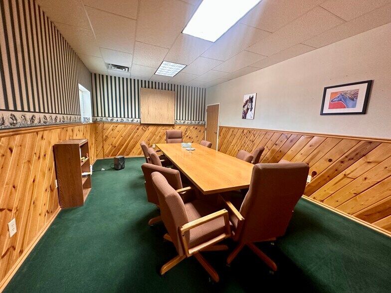 More Photos Of 333 Wildcat rd, La Barge Light Distribution For Sale