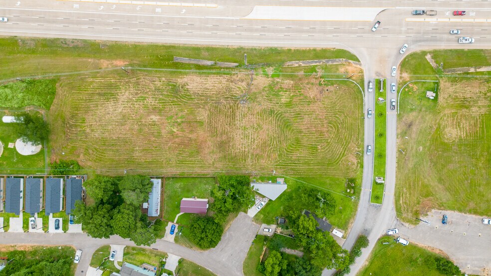 More Photos Of 17100 Highway 105 W, Montgomery Land For Lease