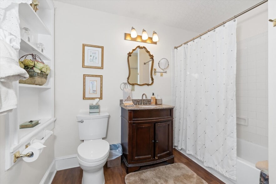 More Photos Of 300 Bohemia Ave, Chesapeake City Hospitality For Sale