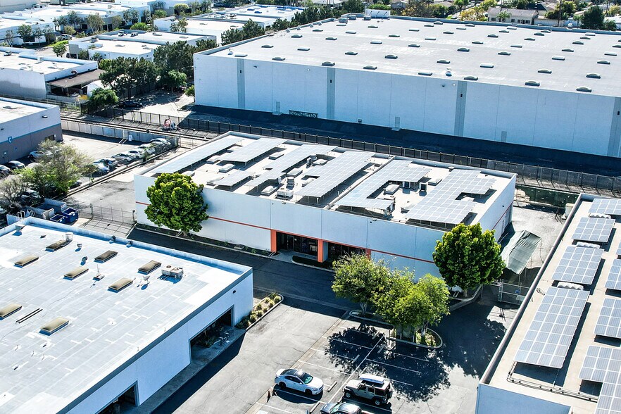 Primary Photo Of 1830 S Santa Fe St, Santa Ana Warehouse For Lease