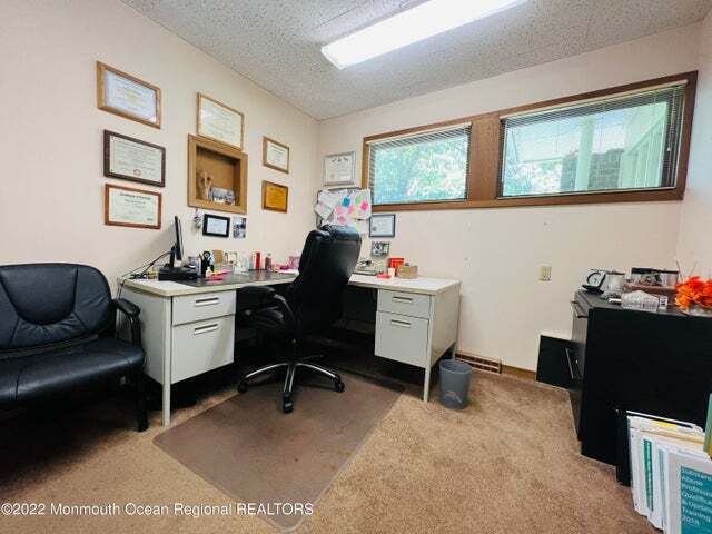 More Photos Of 1314 Park Ave, Plainfield Medical For Sale