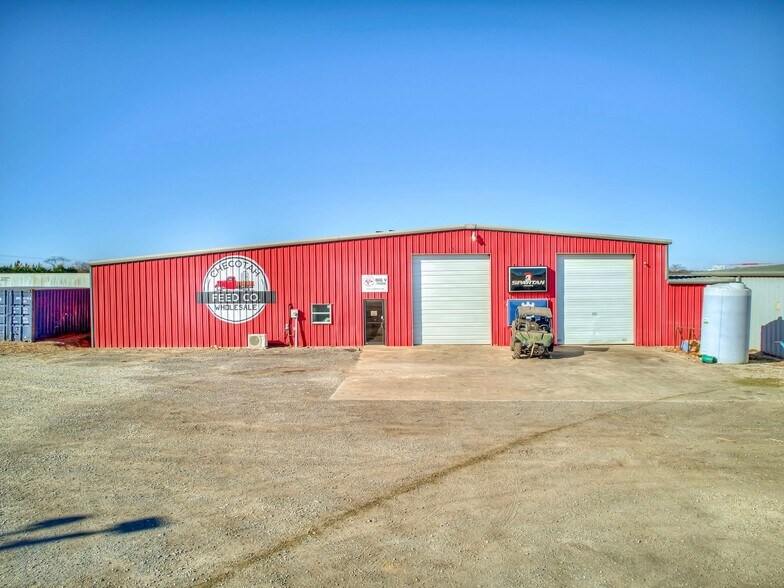 More Photos Of 2238 N Broadway St, Checotah Auto Repair For Sale