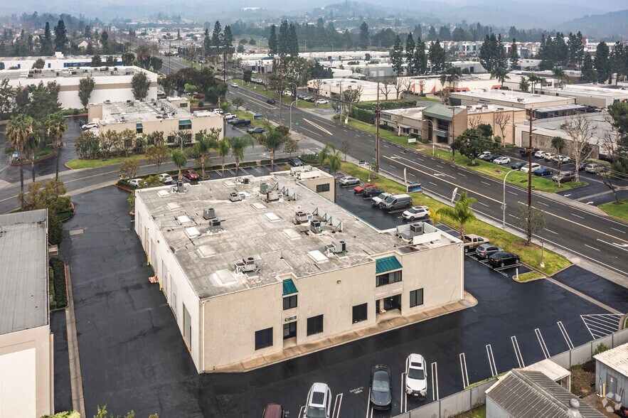 More Photos Of 615 N Berry St, Brea Warehouse For Lease