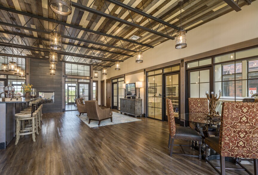 More Photos Of 7669 Hillside Rd, Amarillo Unknown For Lease