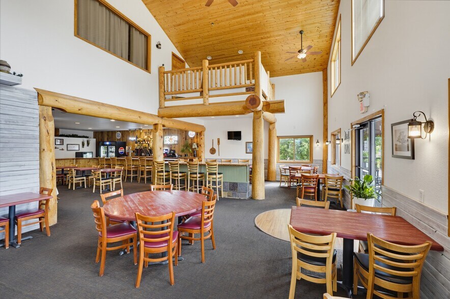 More Photos Of 158 Museum Dr, Hill City Restaurant For Sale