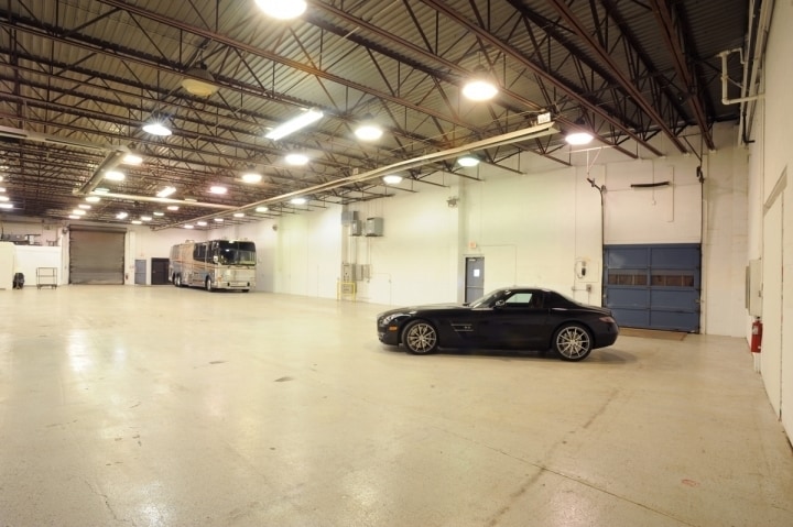More Photos Of 1301 Saw Mill Run Blvd, Pittsburgh Warehouse For Sale