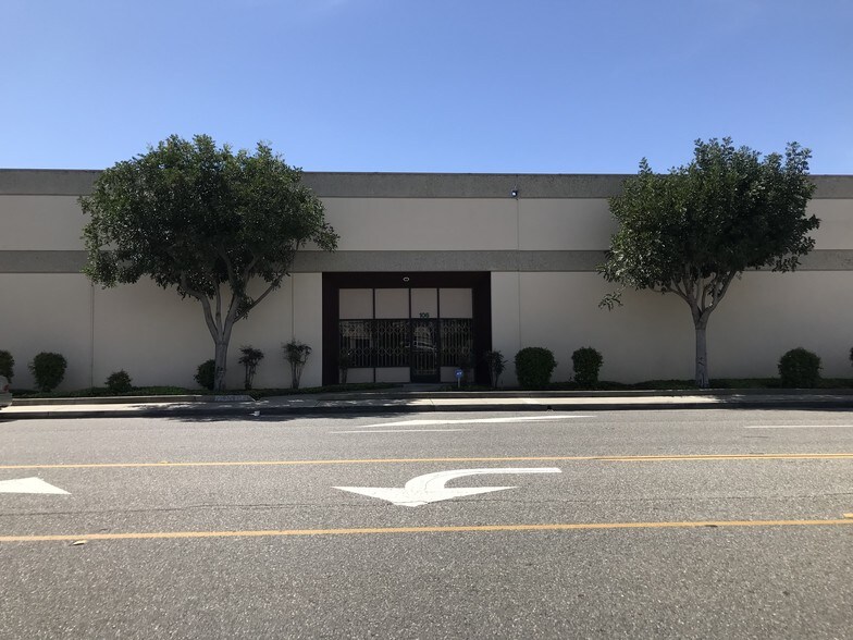 More Photos Of 1830 Lockwood St, Oxnard Warehouse For Lease