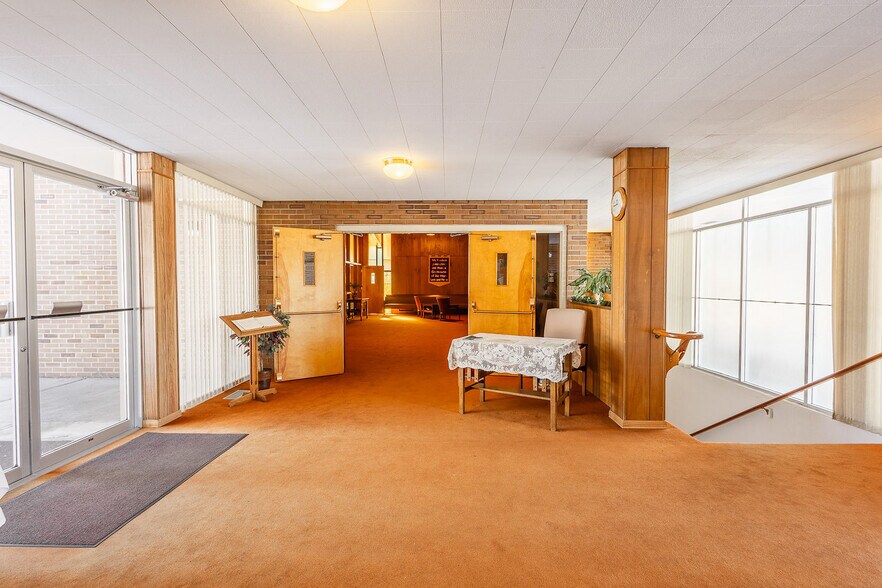 More Photos Of 408 N Garden St, Boise Religious Facility For Sale