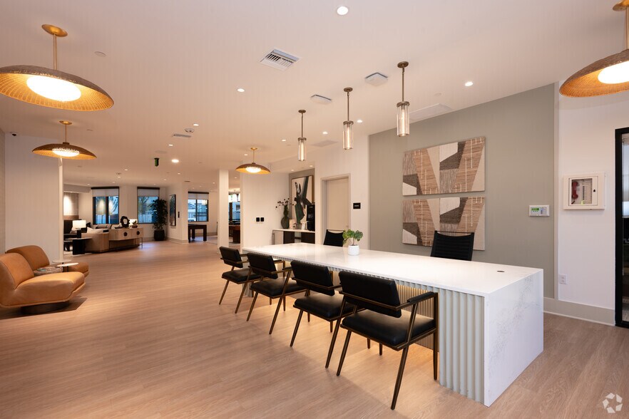 More Photos Of 14817 Foothill Blvd, Fontana Apartments For Lease